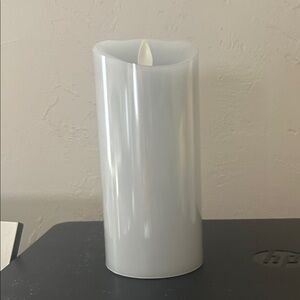 Luminary 3” x 6.5” Flameless Candle NWT
